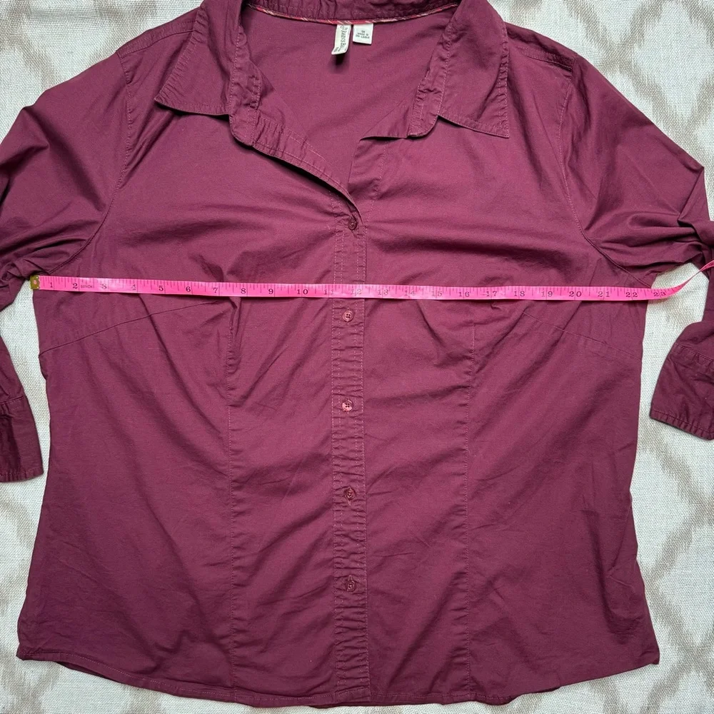 St. John’s Bay Burgundy Button Down Blouse 1X Stretch Roll Tab Top
